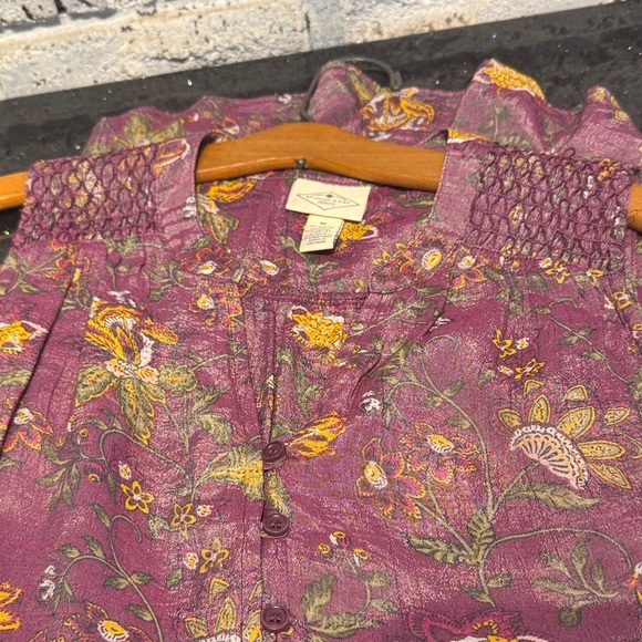 St. John's Bay Floral Sleeveless Blouse - Picture 7 of 7